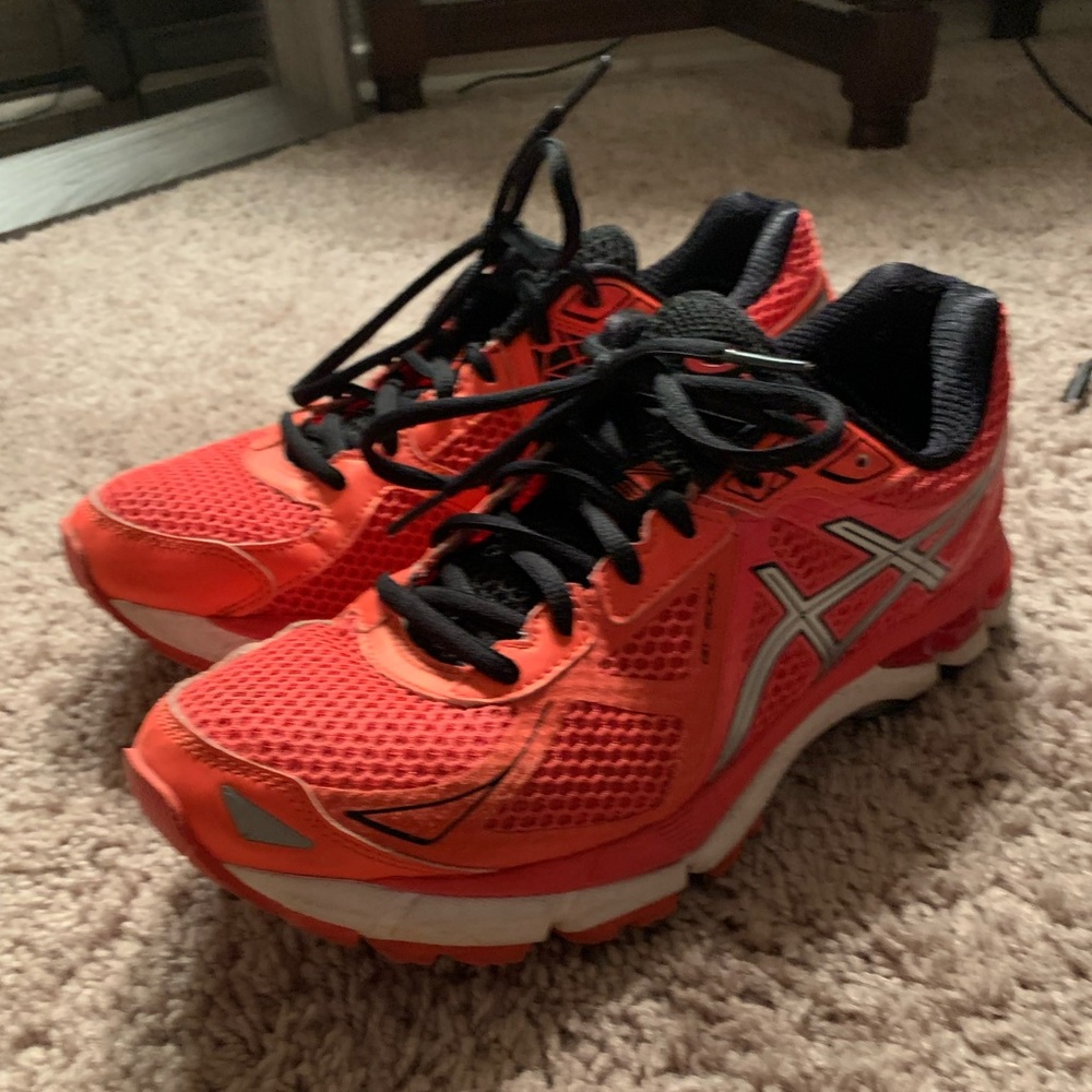 ASICS gel keyano size 9